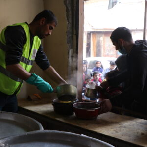 HELP PROVIDE 10000 IFTAR MEALS TO THE PEOPLE OF PALESTINE